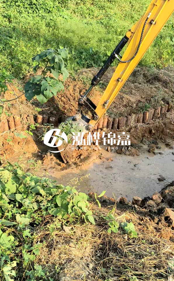 德州河道清淤專業(yè)施工-打完松木樁后為何需要立即清理淤泥？